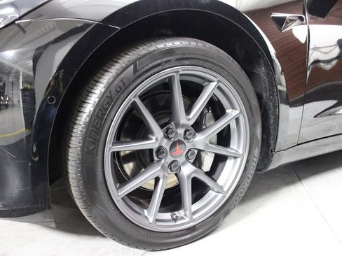 Used 2022 Tesla Model 3 image 6