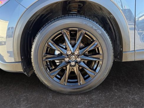 Used 2024 MAZDA CX-5 Carbon Edition image 9