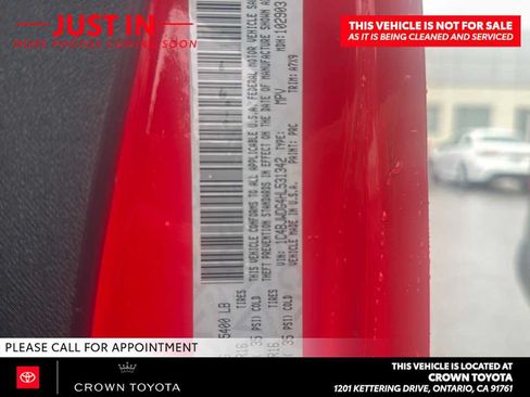 Used 2017 Jeep Wrangler Unlimited Sport w/ Connectivity Group AWD/4WD image 11