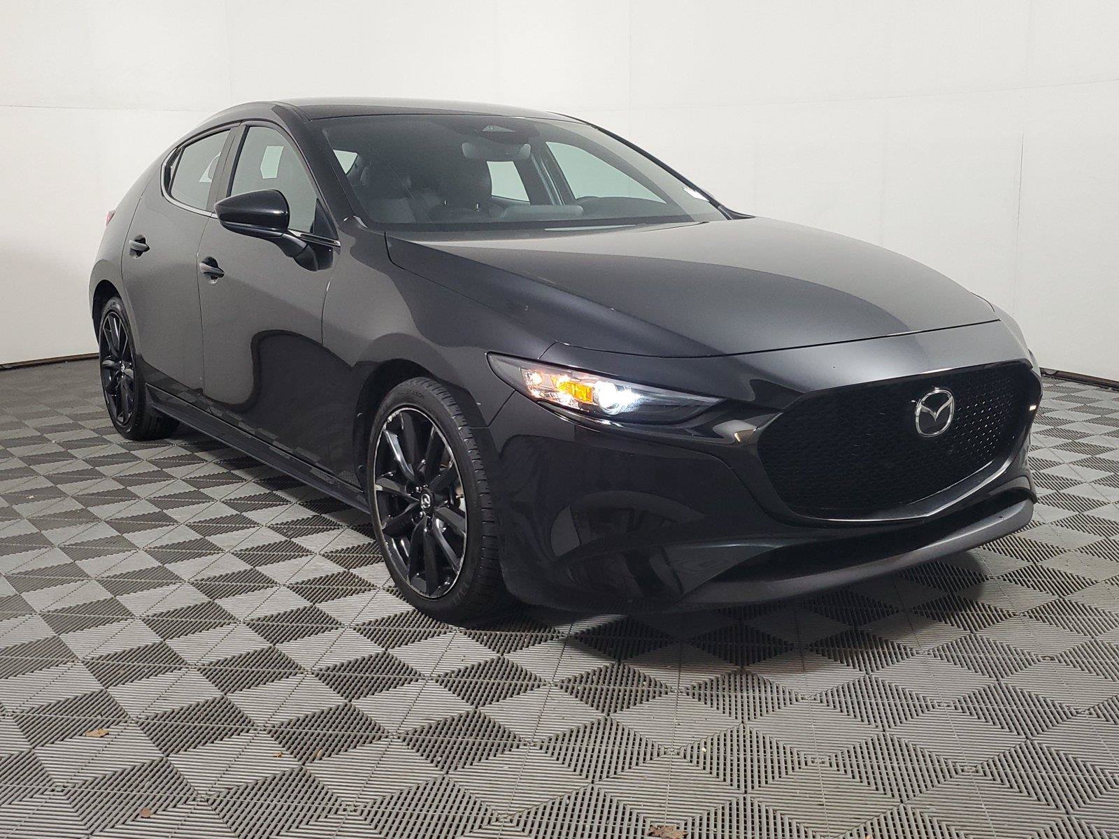 Used 2024 MAZDA MAZDA3 s FWD image 3