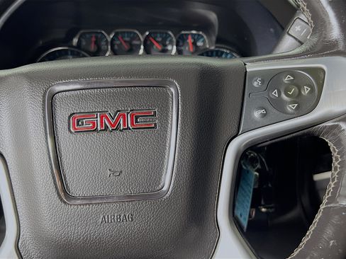 Used 2018 GMC Sierra 1500 SLT w/ Enhanced Driver Alert Package RWD image 20