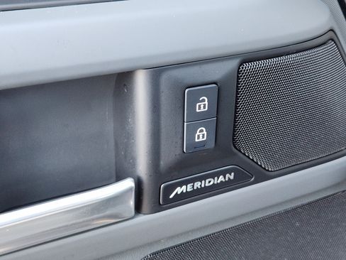 Certified 2025 Land Rover Defender 130 S image 23