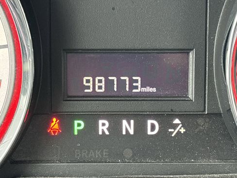 Used 2019 Dodge Grand Caravan SXT image 13