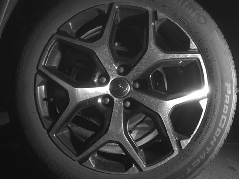 Used 2025 Jeep Compass Limited image 14