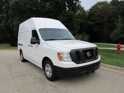 Used 2021 Nissan NV 2500 SV RWD image 19