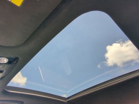 Used 2025 Kia Sorento SX Prestige image 16