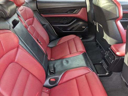 Used 2024 Porsche Taycan 4S image 21