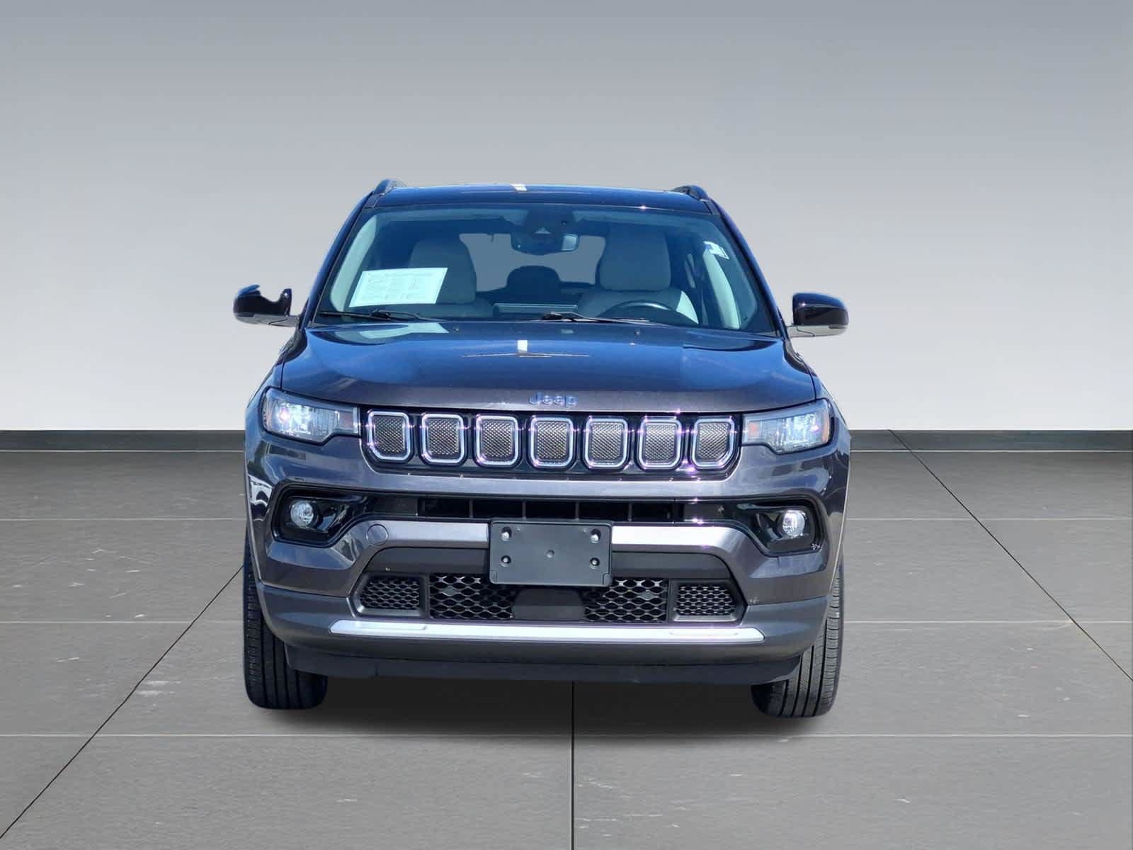 Used 2022 Jeep Compass Limited w/ Sun and Sound Group AWD/4WD image 9