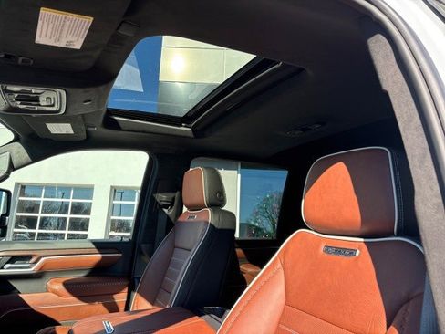 New 2026 GMC Sierra 2500 Denali Ultimate image 15