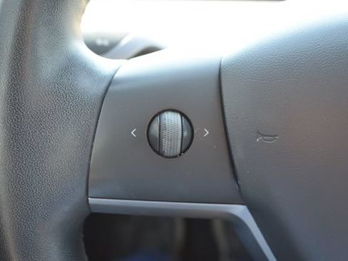 Used 2020 Tesla Model 3 Standard Range RWD image 20