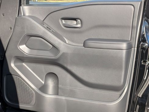 New 2026 Nissan Frontier SV w/ Tow Package image 29