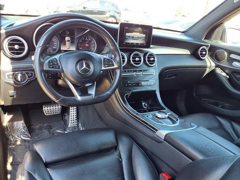 Used 2018 Mercedes-Benz GLC 300 w/ AMG Line image 12