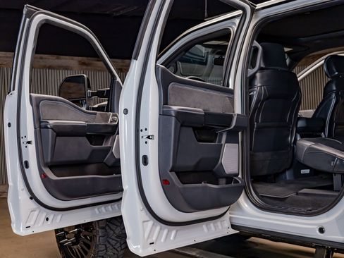 Used 2025 Ford F350 XL image 32