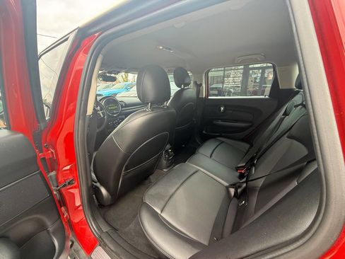 Used 2016 MINI Cooper Clubman image 12