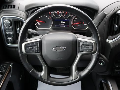 Certified 2021 Chevrolet Silverado 1500 RST image 16