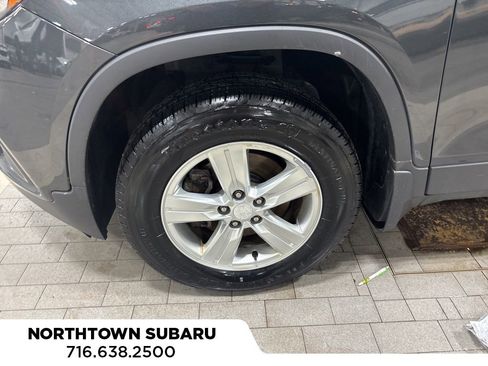 Used 2018 Chevrolet Trax LT w/ LPO, Protection Package image 14