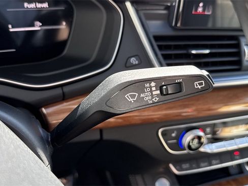 Used 2023 Audi Q5 2.0T Premium Plus image 57