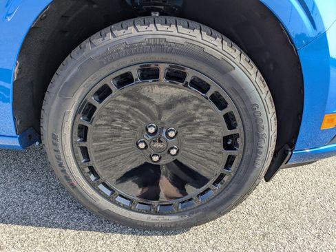 New 2025 Ford Maverick Lobo image 11