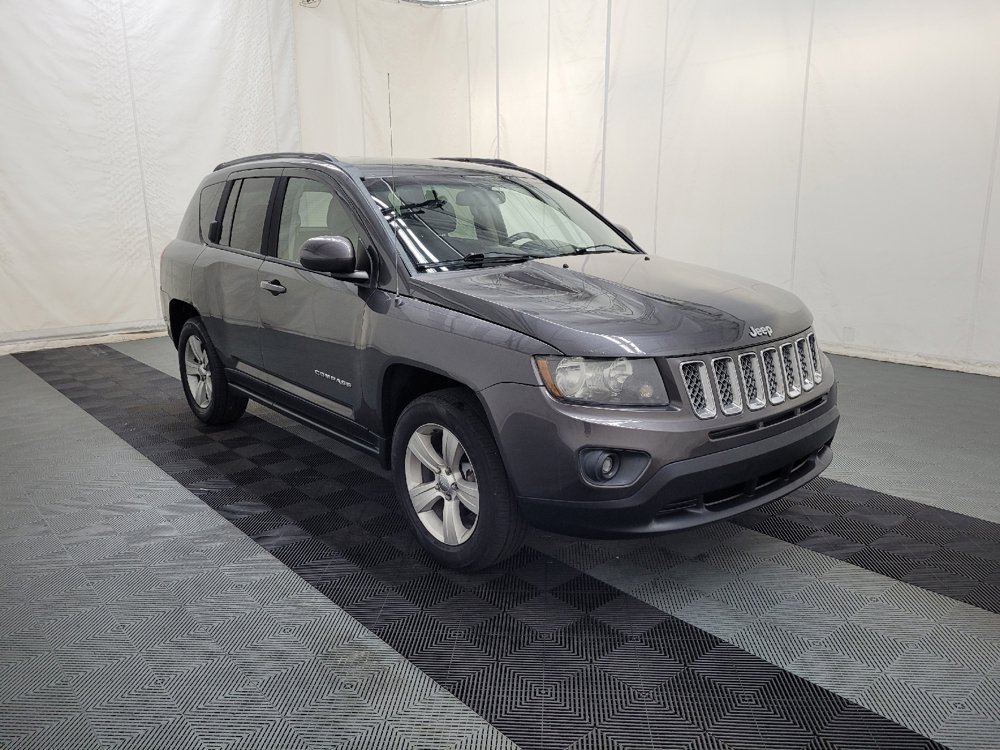 Used 2015 Jeep Compass Latitude AWD/4WD image 13