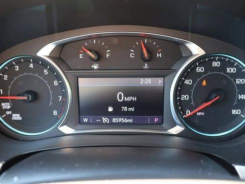 Used 2021 Chevrolet Traverse LT AWD/4WD image 15