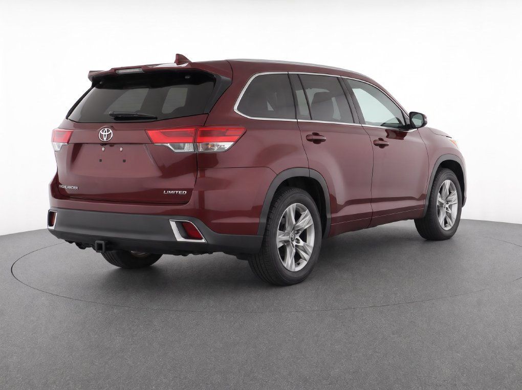 Used 2017 Toyota Highlander Limited FWD image 6