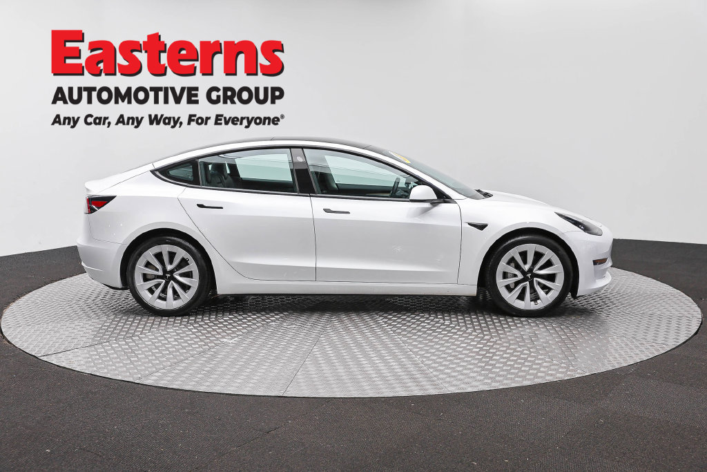 Used 2023 Tesla Model 3 Standard Range RWD image 5