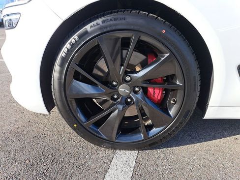 Used 2022 Genesis G70 3.3T image 11