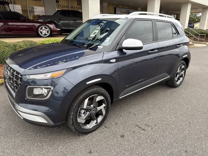 New 2026 Hyundai Venue SEL