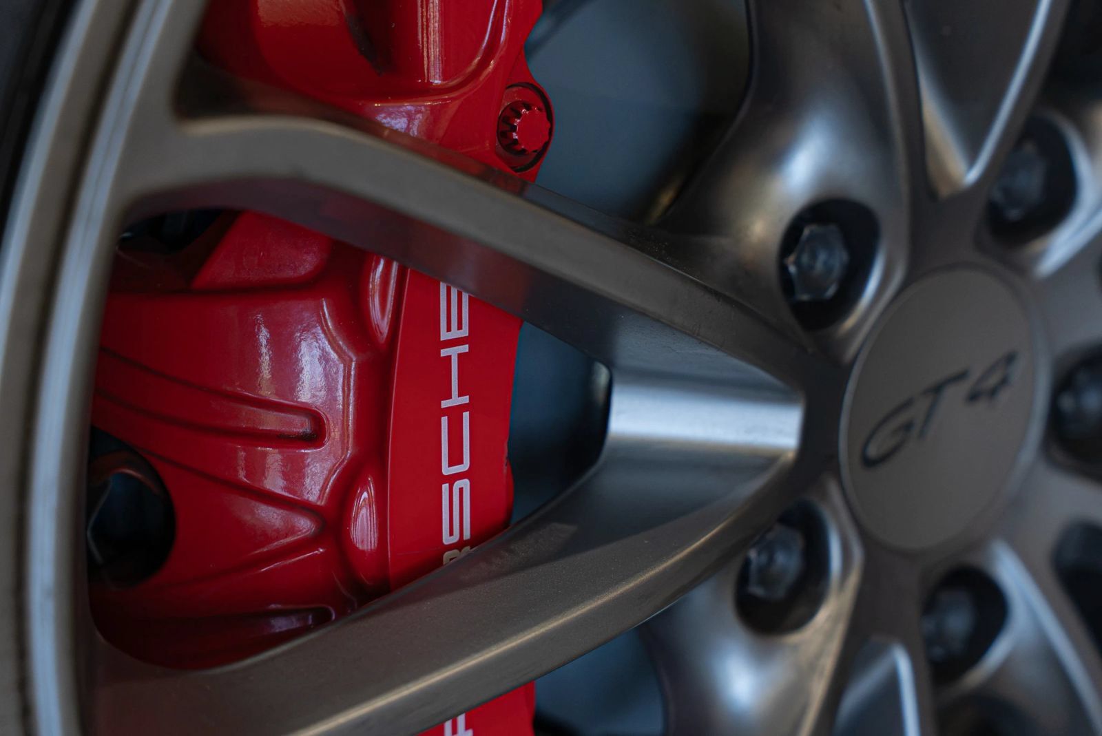 Used 2016 Porsche Cayman GT4 RWD image 3