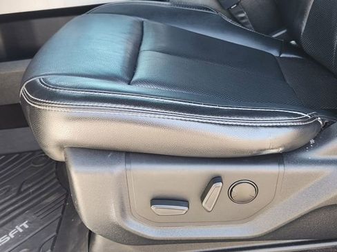 Used 2020 Ford F150 Lariat image 24