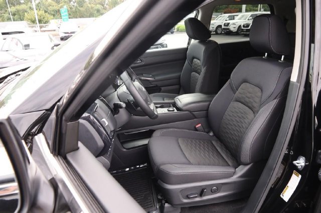 Certified 2026 Nissan Pathfinder SV AWD/4WD image 9
