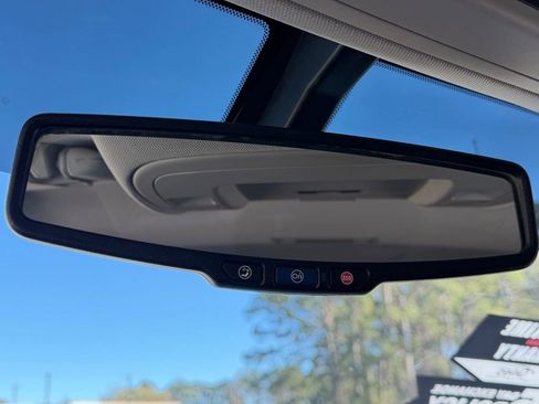 Used 2018 Chevrolet Silverado 1500 LT image 23