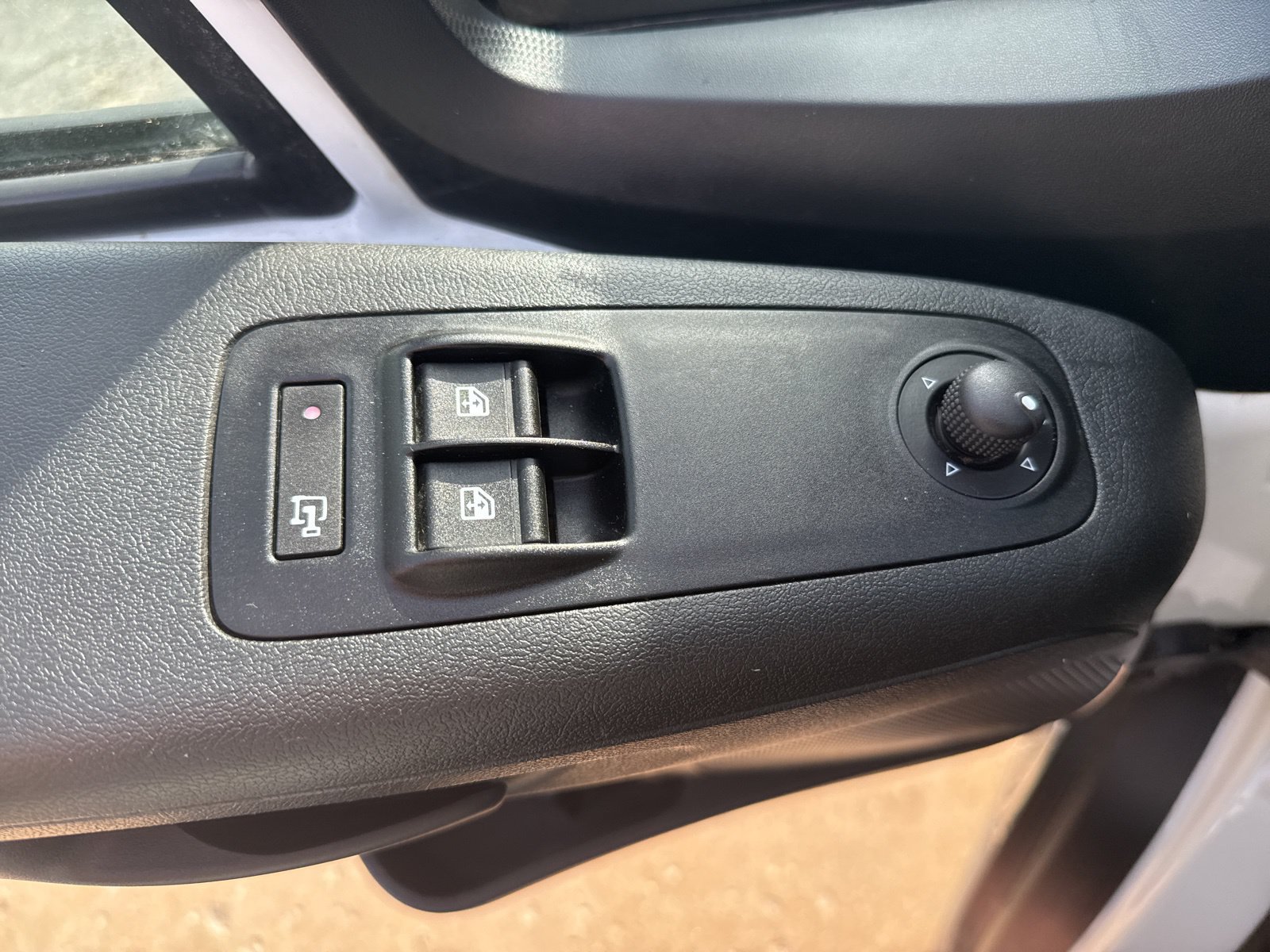 Used 2023 RAM ProMaster 2500 FWD image 12