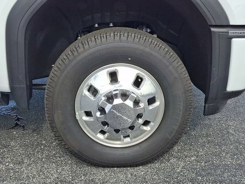 New 2026 GMC Sierra 3500 Denali Ultimate AWD/4WD image 6