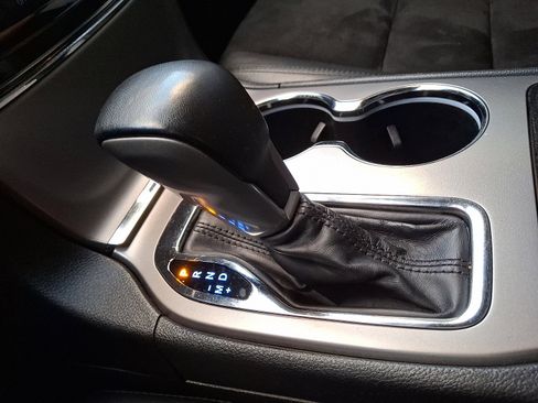 Certified 2020 Jeep Grand Cherokee Altitude image 15