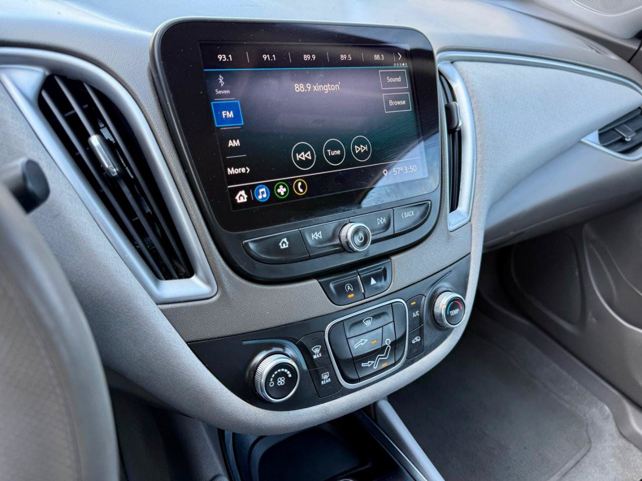 Used 2020 Chevrolet Malibu LS w/ Driver Confidence Package II FWD image 21