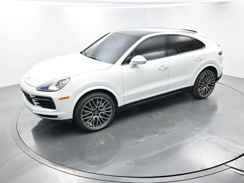 Certified 2022 Porsche Cayenne Coupe image 33