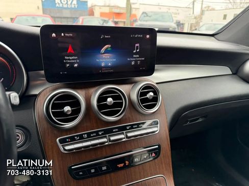 Used 2021 Mercedes-Benz GLC 300 GLC 300 4MATIC Sport Utility 4 image 10