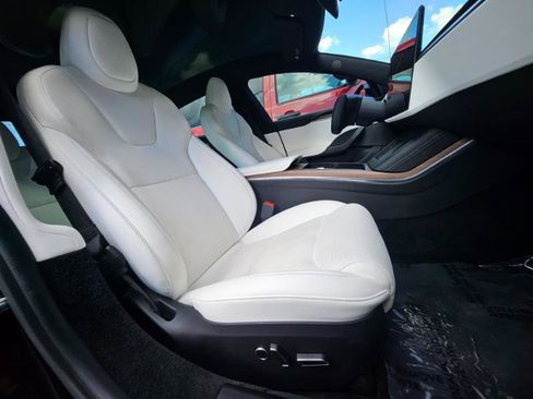 Used 2022 Tesla Model S AWD image 60