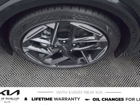 New 2025 Kia K4 GT-Line image 21