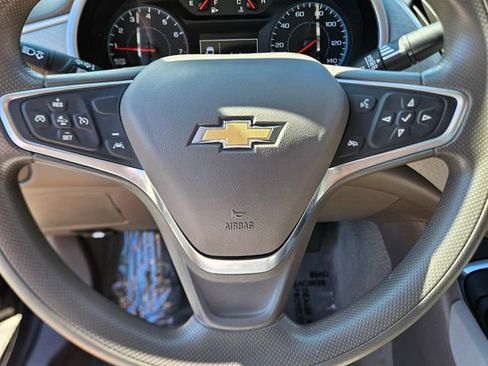 Used 2023 Chevrolet Malibu LT image 32