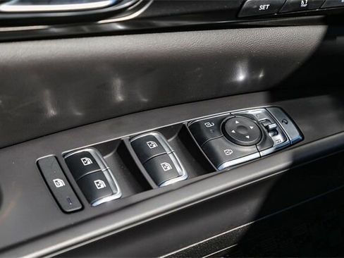 New 2026 Kia Carnival SX w/ SX Dark Edition Package image 25