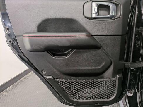 Used 2024 Jeep Gladiator Rubicon w/ Convenience Group image 23