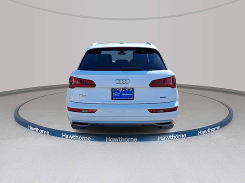 Used 2019 Audi Q5 2.0T Premium w/ Convenience Package image 5