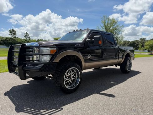 Used 2013 Ford F250 Lariat AWD/4WD image 5