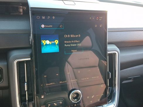 Used 2026 GMC Yukon XL Denali w/ Sun & Power Step Package AWD/4WD image 24