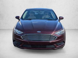 Used 2017 Ford Fusion SE w/ Fusion SE Technology Package video 2