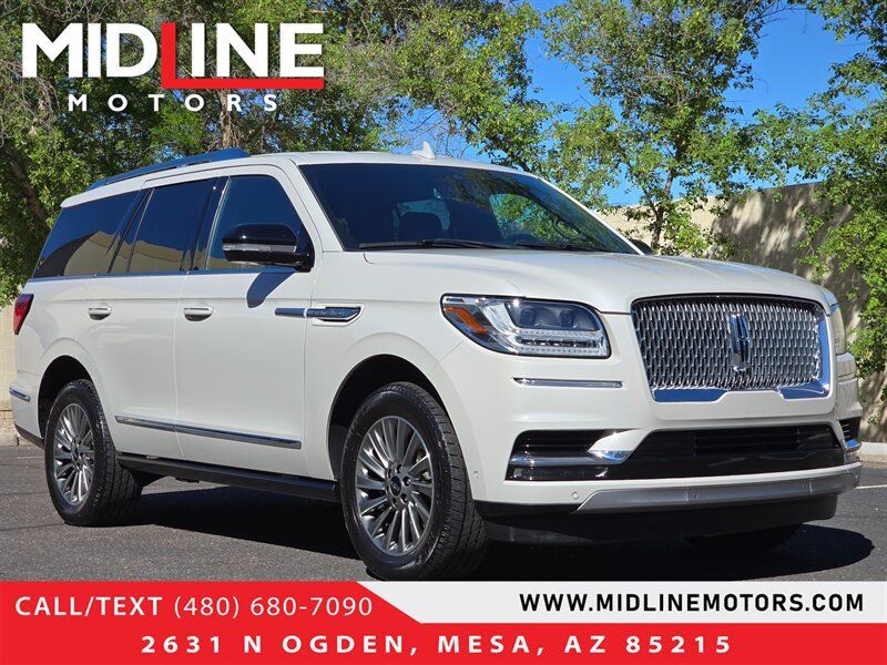 Used 2021 Lincoln Navigator 4WD image 1
