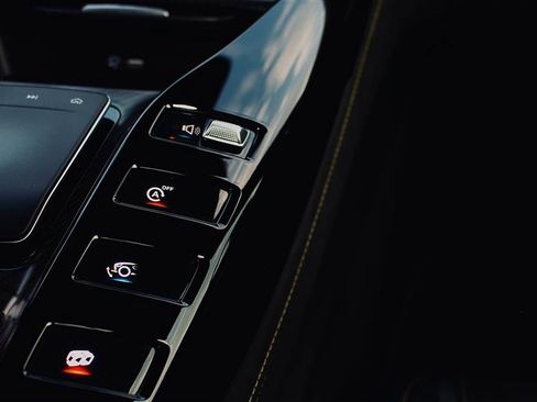 Used 2020 Mercedes-Benz AMG GT R image 22