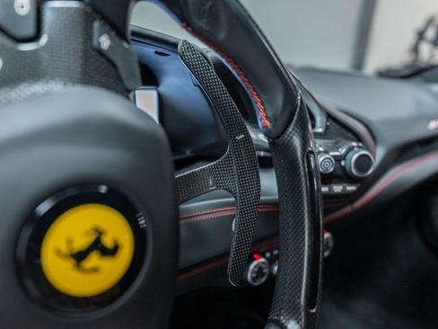 Used 2018 Ferrari 488 GTB RWD image 36